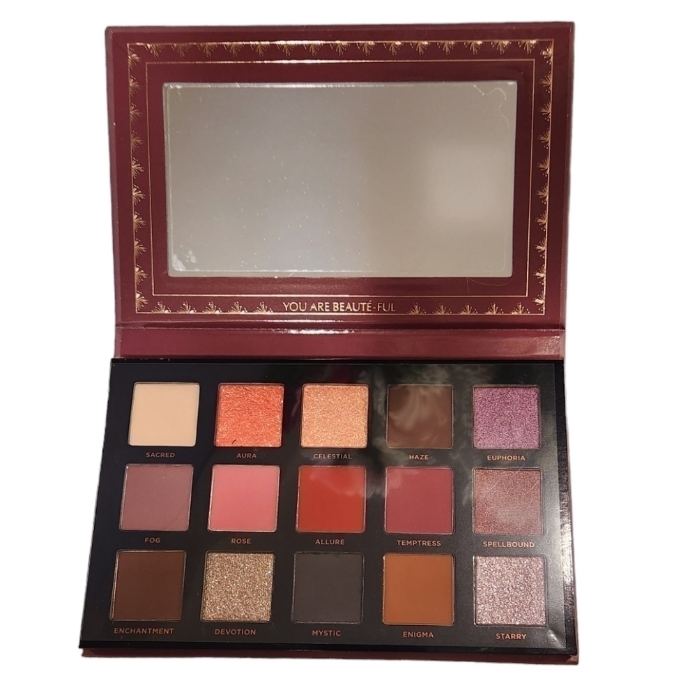 Ace Beaute Mystic Romance Pallette, NEW in package, unswatched.